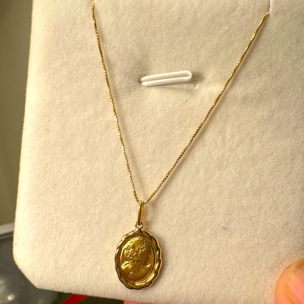 K18 Japan gold